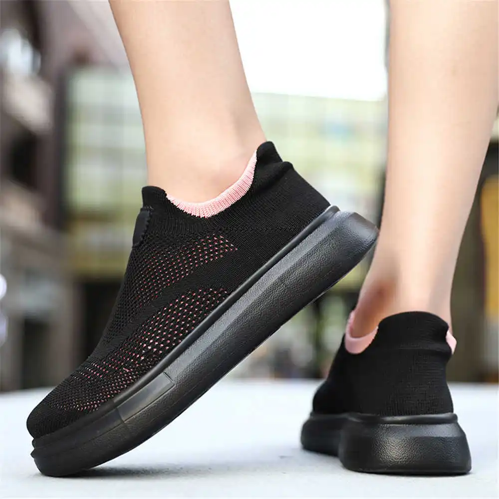 Men Formal Wear All Black - Stoking Platform sepatu cokelat untuk wanita